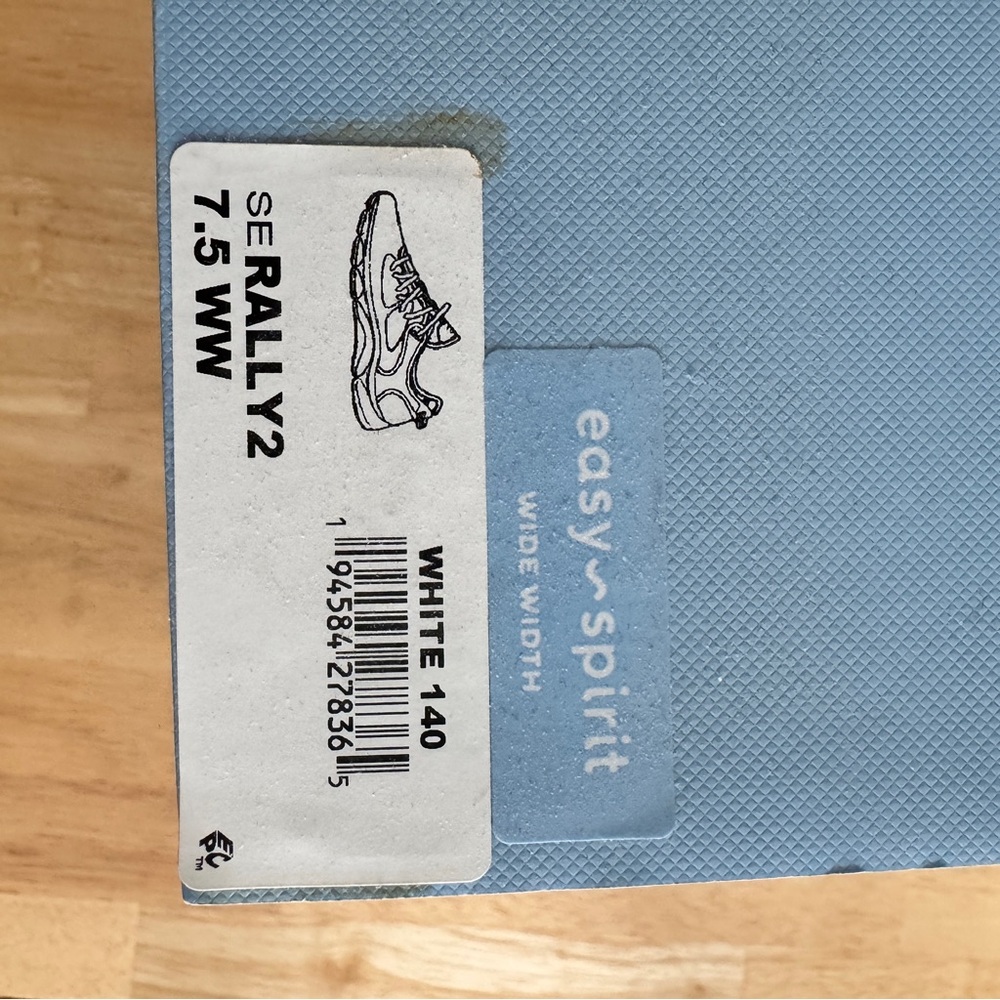 Easy Spirit White Rally2 Sneakers 7.5 WW #MtF - Picture 3 of 4